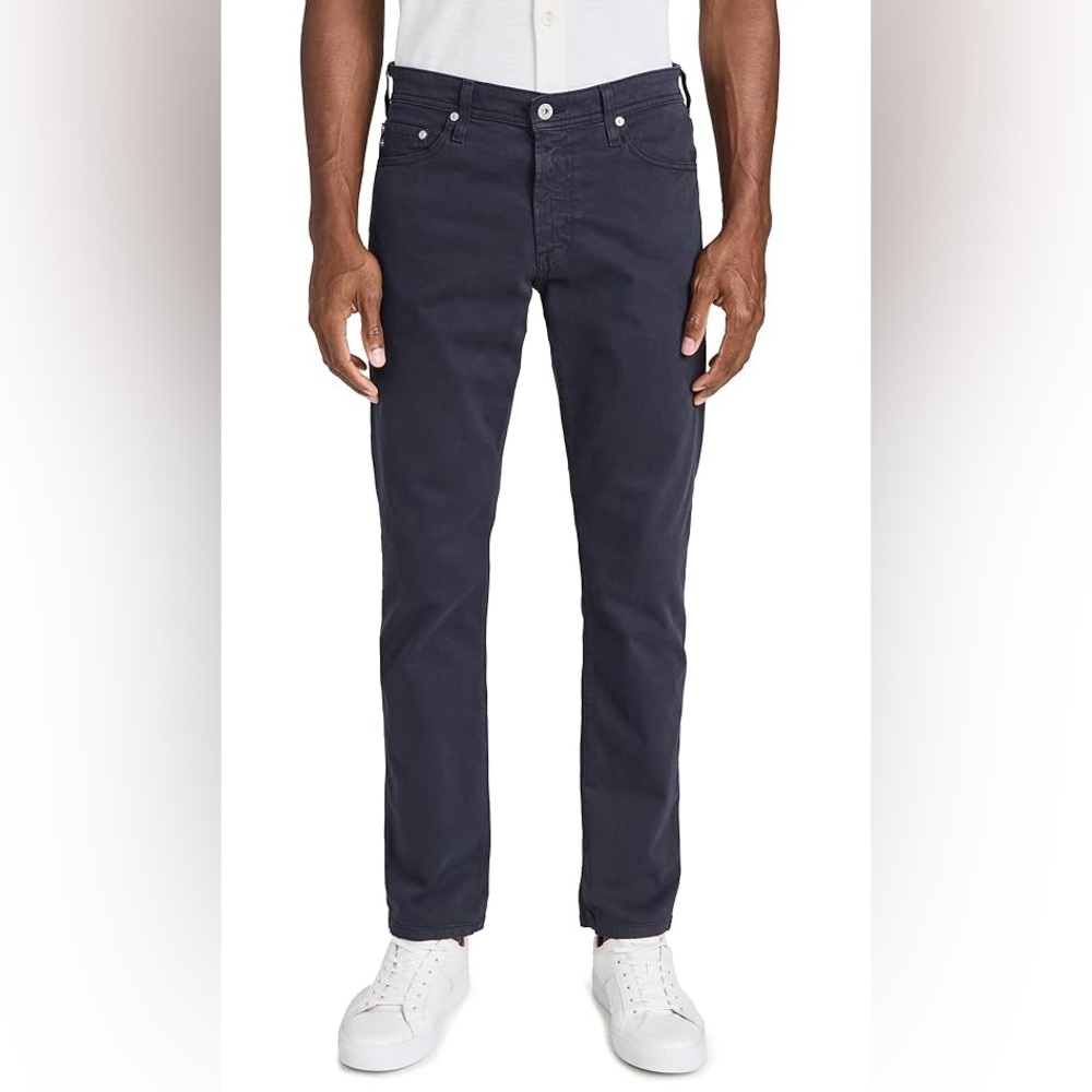 WITH FLAWS • AG adriano goldschmied Men’s The Graduate Tailored Leg Pant • 32x32